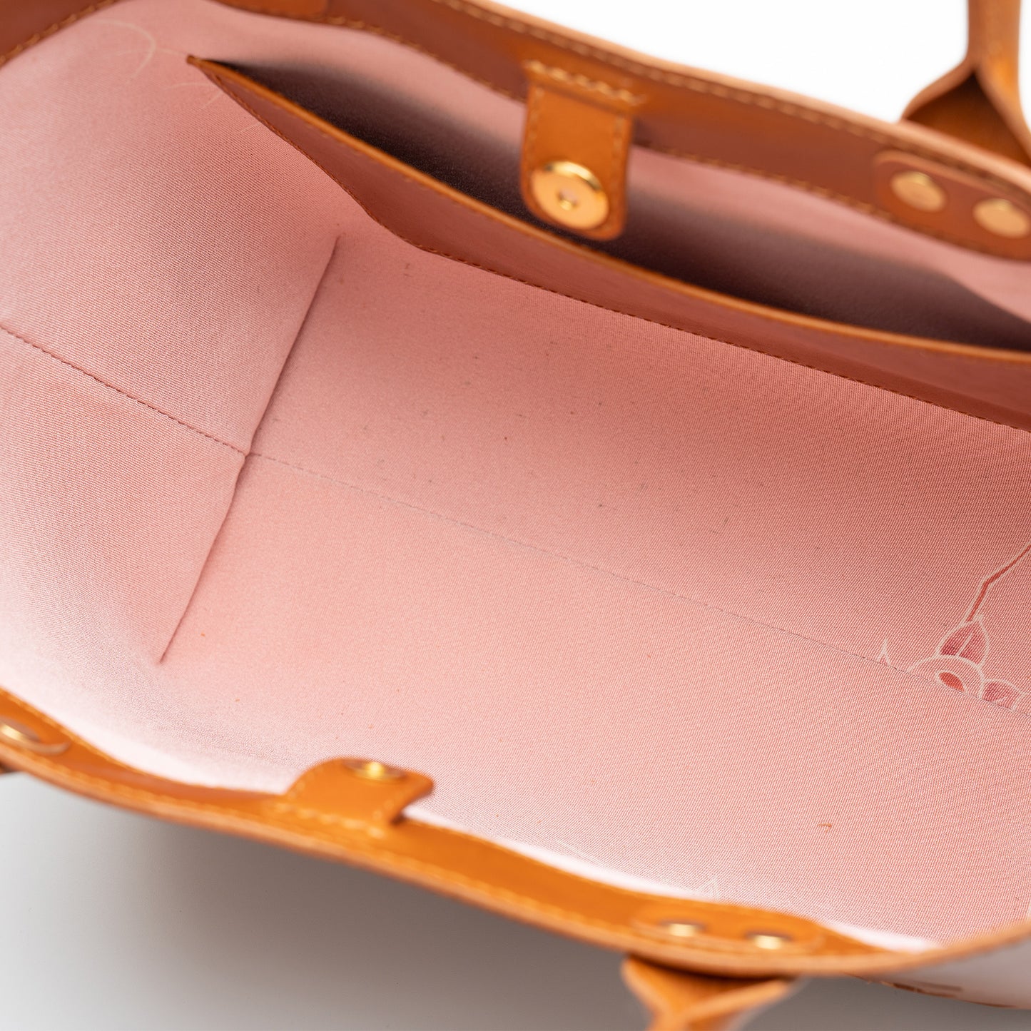 Kimono Sakura Mini Hand Bag Camel 04