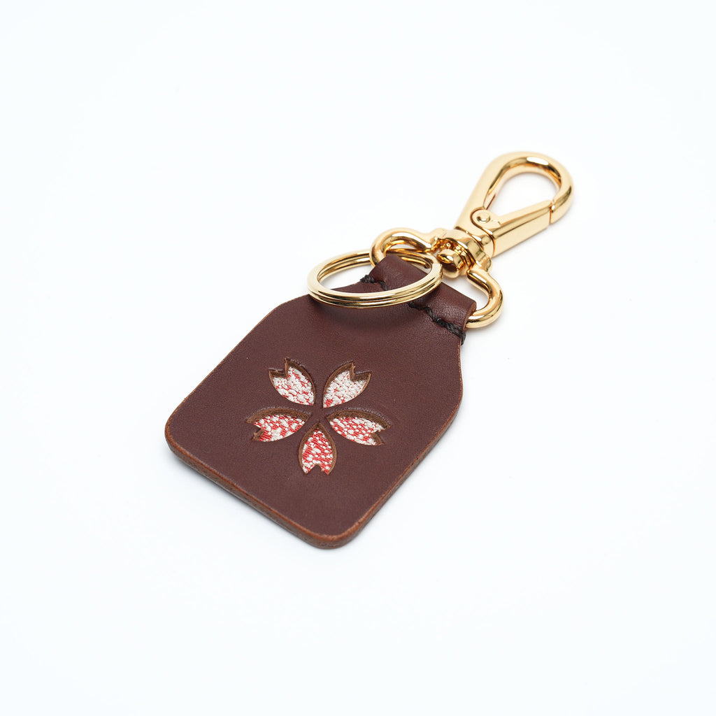 Kimono Sakura Keychain Dark Brown 15