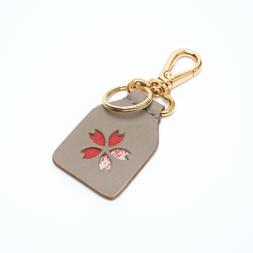 Kimono Sakura Keychain Greige 16